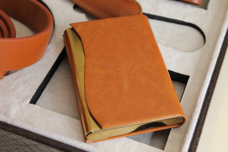 ست زنانه چرم طبیعی